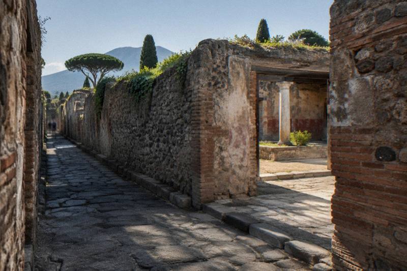A modest rubble-walled Roman house at Pompeii