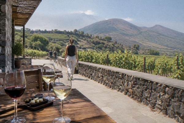 Signature Tour, Light Lunch and Wine, Naples